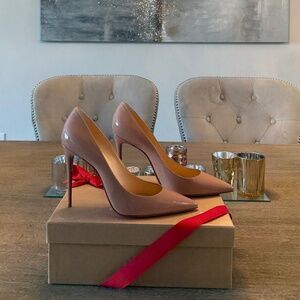 Christian Louboutin Nude Kate Patent Leather Pumps Size 39